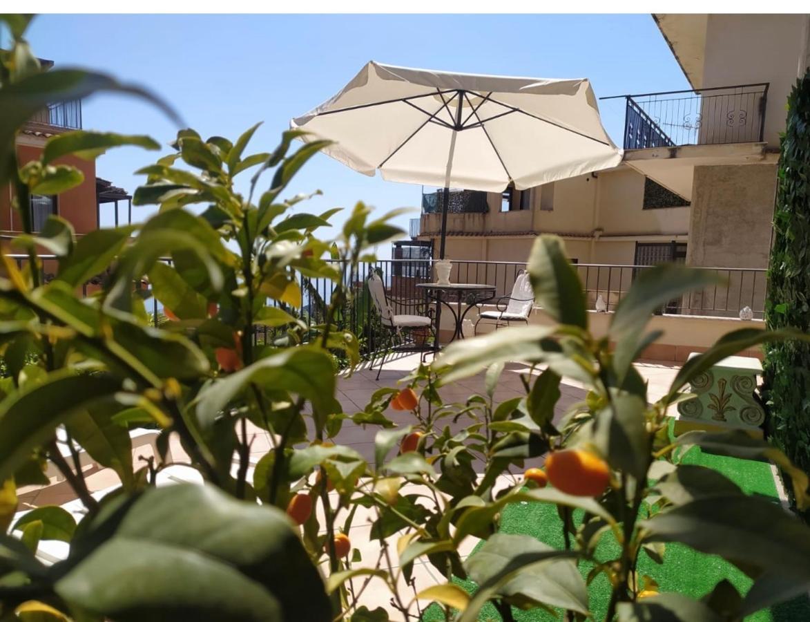 Apartment Marifra Garden تاورمينا المظهر الخارجي الصورة